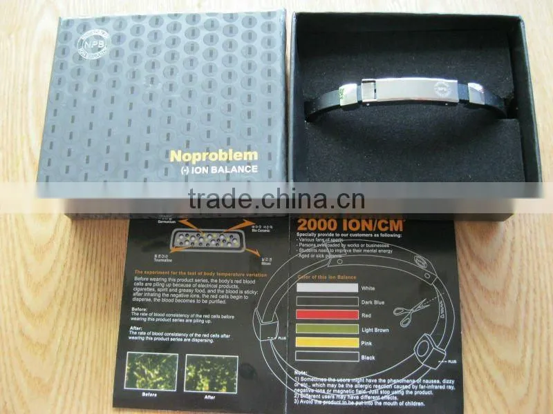 Silicone bracelets with metal buckle inside two magnets
