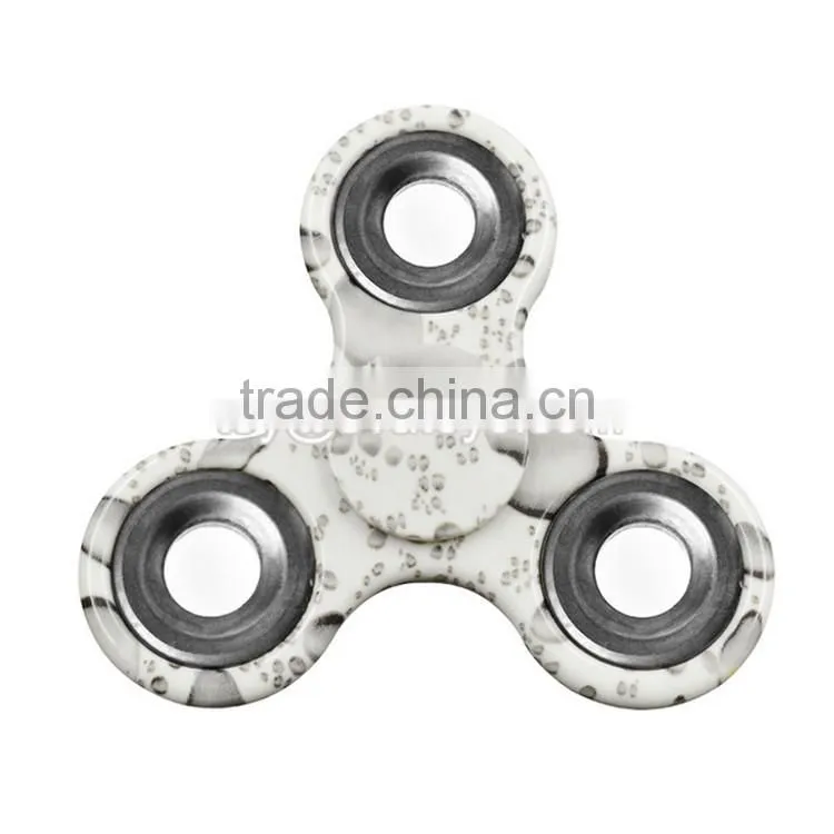 Top fashion relieves stress fidget toy magic hand spinner fidget ball W01A263