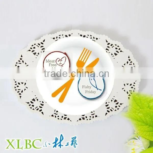 Paper lace doilies with oval shade
