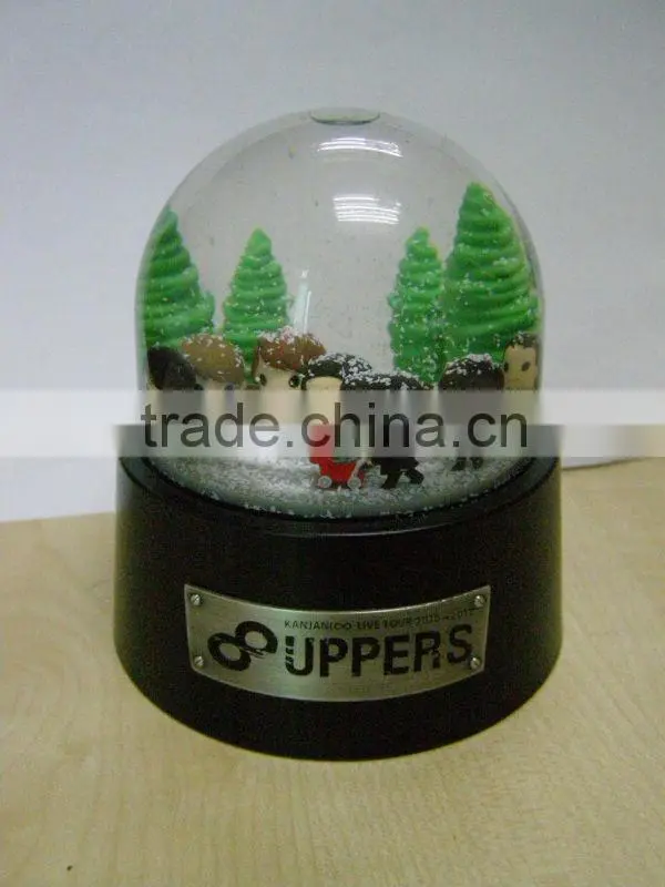 Magic Christmas Gift Snow Globe
