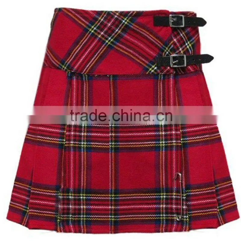 Black Stewart Scottish Tartan 6 Yard Kilt Three Buckle