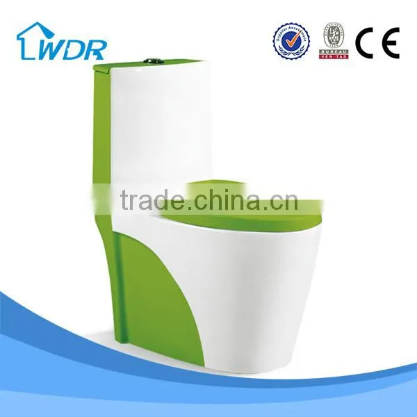 Made in china bathroom sanitary ware ceramic siphonic toilet