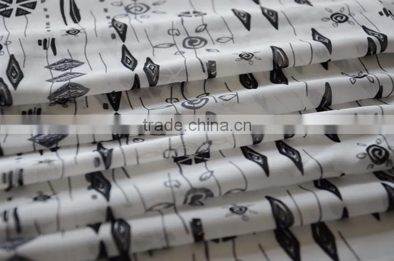 customize-made classic printed fashion chiffon fabric for lady dress