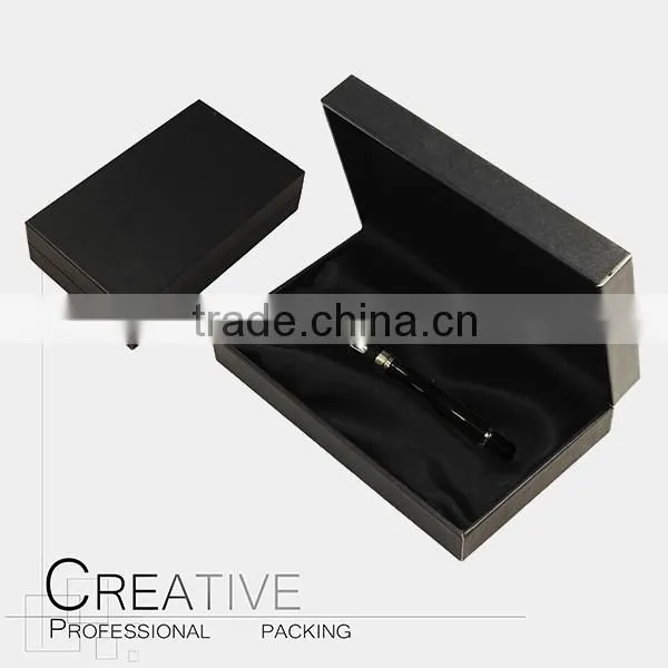 Empty cardboard pen gift packaging box