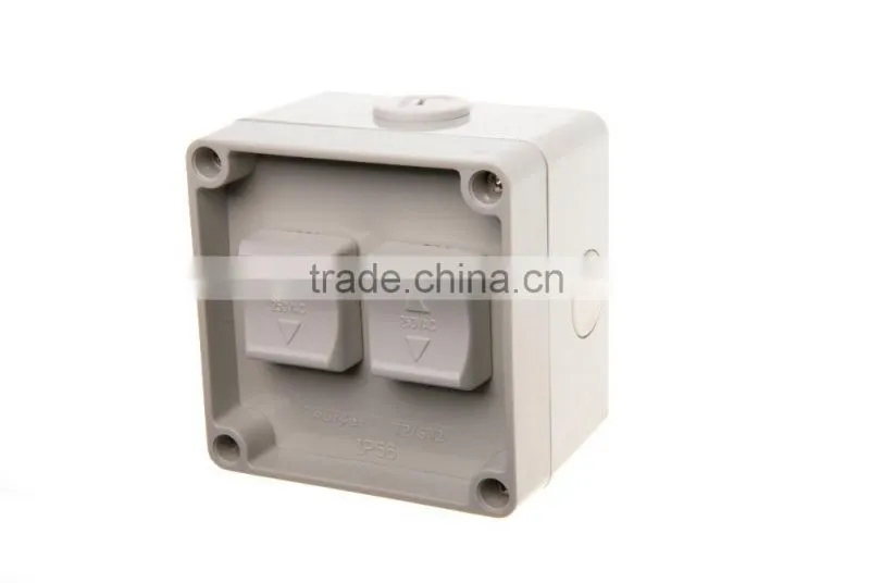 weatherproof double switch 250V 20A