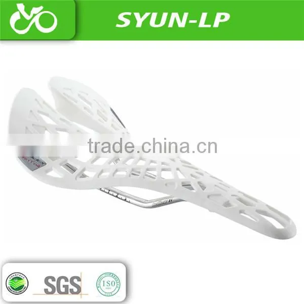 beach cruiser bicycle saddle with titanium arch