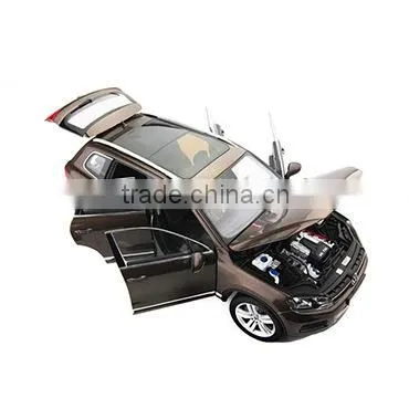 1:18 metal car model