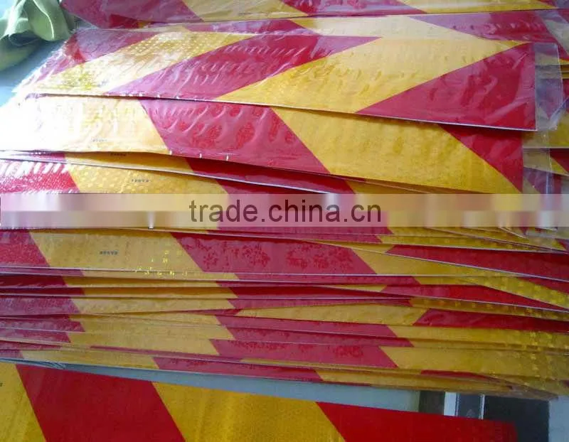 Truck reflectors
