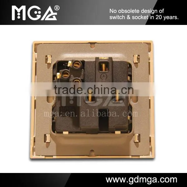 MGA Q7L Series JAC03WL Universal Switch Socket