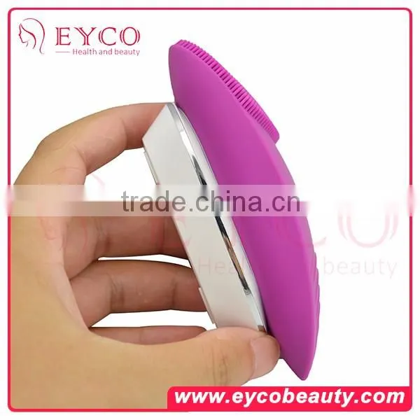 Electric Rechargeable Waterproof Silicone Facial Oil Cleansing Brush Massager