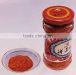 Pizza sauce bottle twisting cap machine