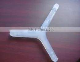 Star type sieve cleaner with plastc stud