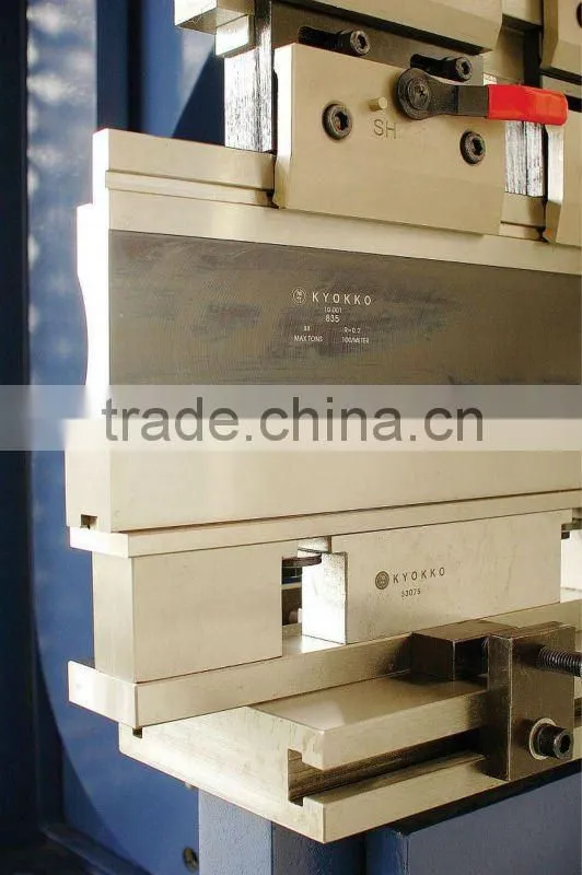 plate metal guillotine press brake machine/steel cnc bending machine