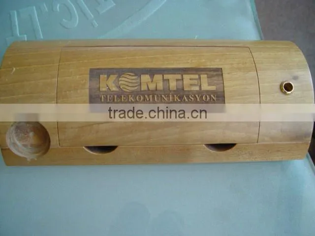 DW 1280 laser engraving/cutting machine