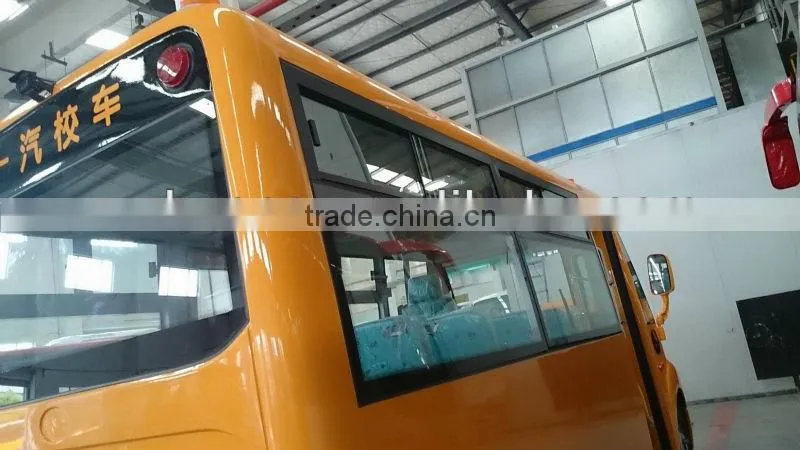 Huaxin Low price 5.2m yellow gasoline school bus dimensions for sale