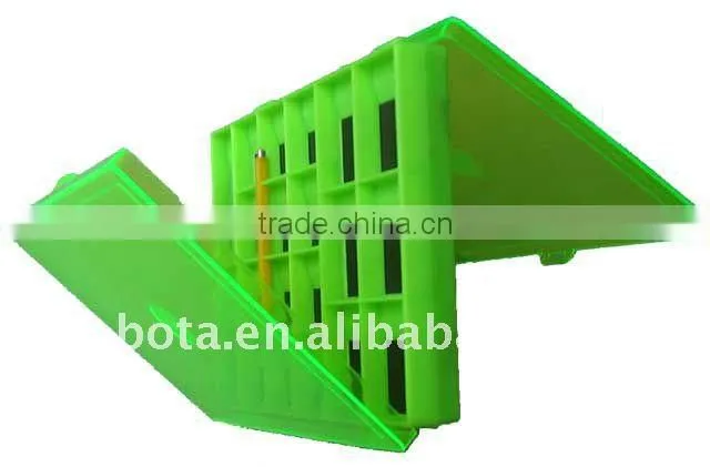Double-sided magnetic fishing hook box
