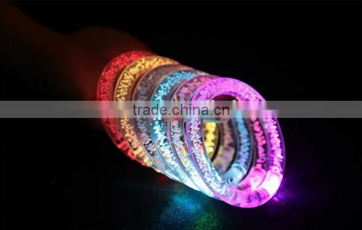 Yiwu Hot Selling Low Price Consert Using Profitional Gift Colorful LED Acrylic Flash Wristband
