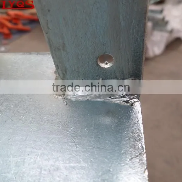 Adjustable forkhead jack scaffolding forkhead support