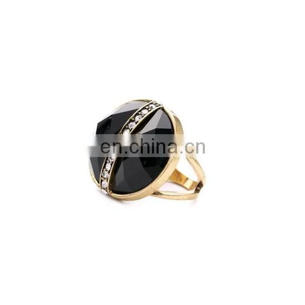 Stylish Black Acrylic Diamond Sparkling Knuckle Ring