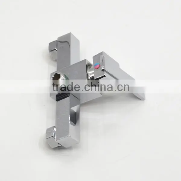 2015 new style square in- wall faucet shower