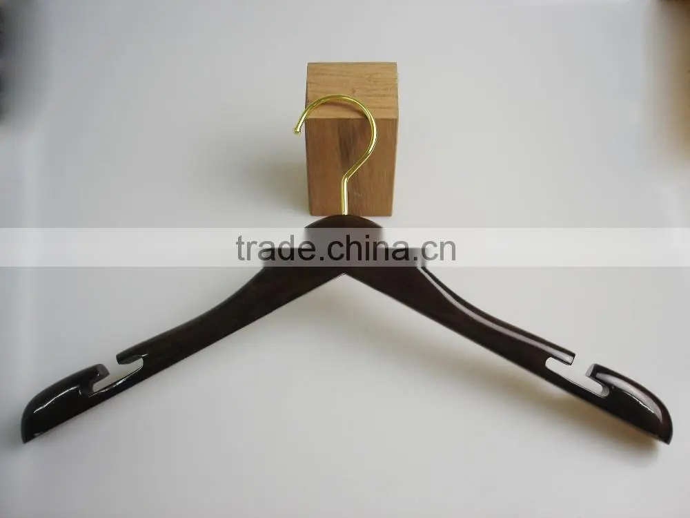 HA7063 lotus wood notched hanger men jackets heavy duty hanger