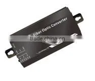 10/100/1000M gigabit media converter w/SC 1*9 fiber port to RJ 45 port w/UTP cable. w/CE ROHS FCC certificate