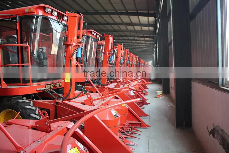 Good modern agricultural machinery 4QZ-1800 self-propelled mini corn harvester machine