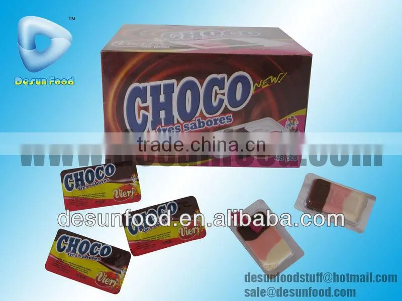 Fun egg chocolate biscuit with suprise toy