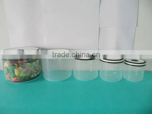 Plastic food saver storage containers