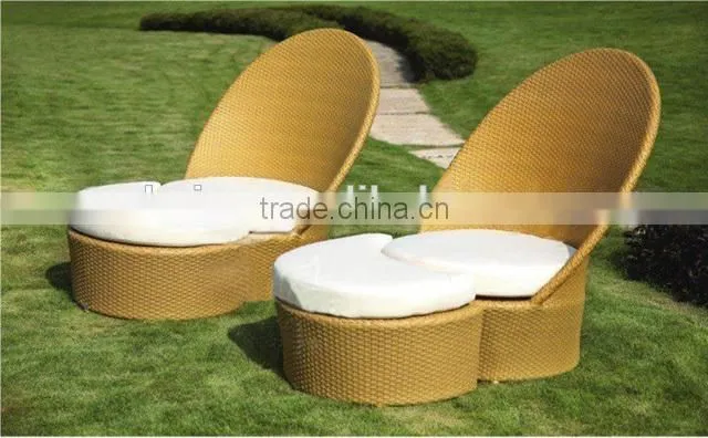 hot sale pe rattan garden table and chair