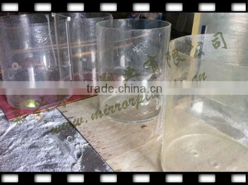 custom cylindrical acrylic aquarium