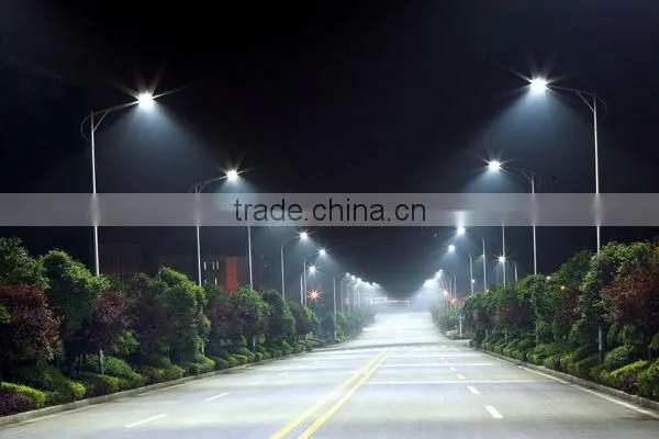Unique thermal management safety and security power saving High Lumen Solar Post Lights