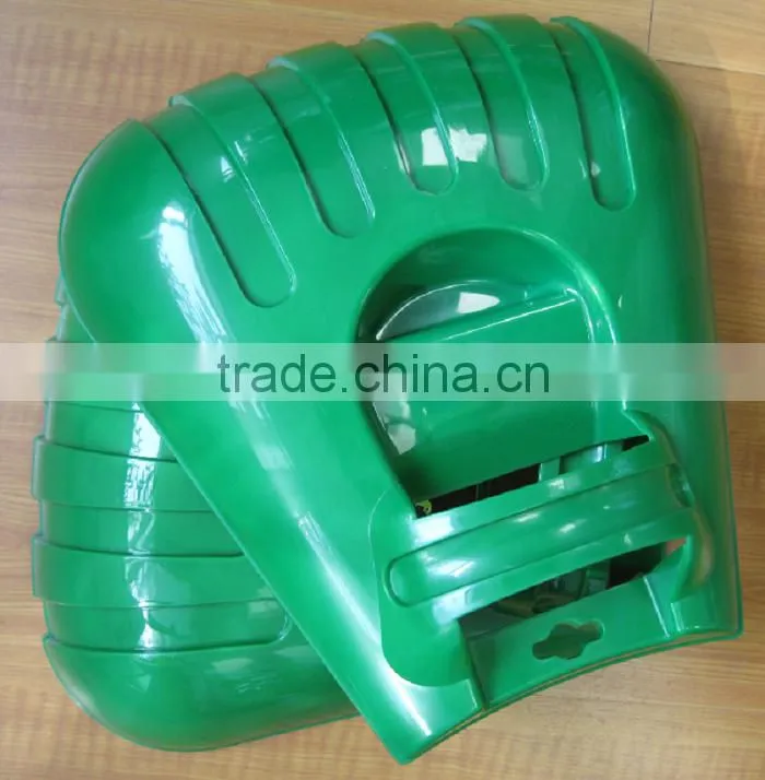 Poly garden and Yard leaf scoops hand leaf rake claws quick removal of grass or leaves