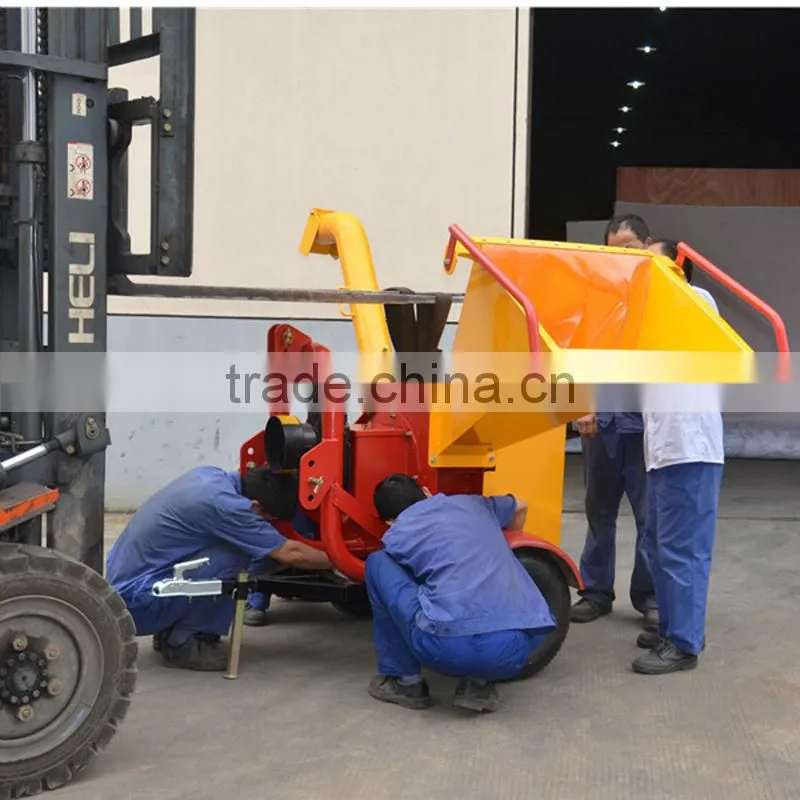 25-40hp tractor 3 point CE wood chippers machine price for sale