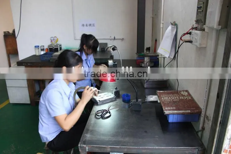 China mold factory making cheap ABS plastic injection mold for Medical parts