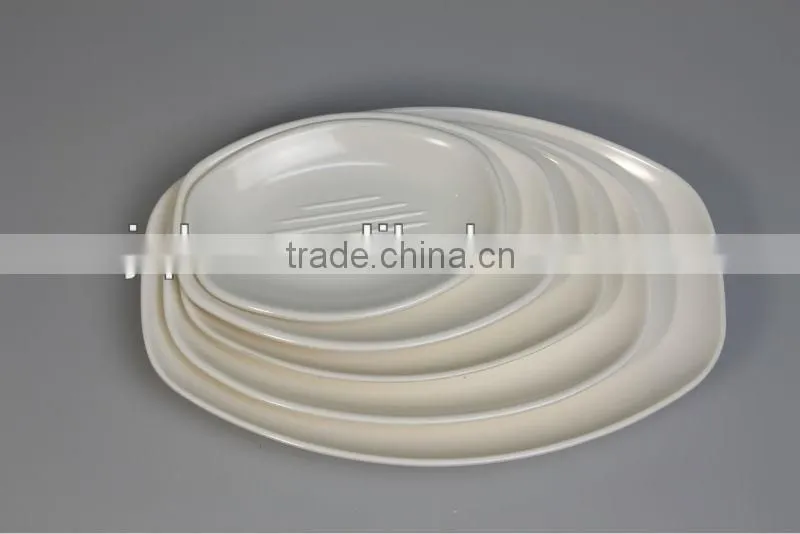 100% Melamine plates