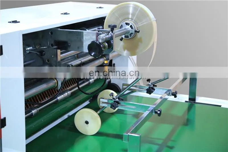 UTM1100B Servo Motor Driven Fast Speed Double Lane Line Automatic Carton Box Window Patching Machine