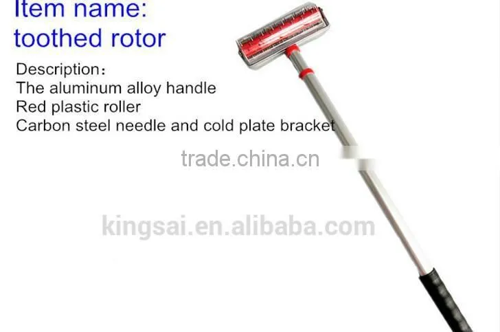 Toothed roller brush with aluminium alloy handle