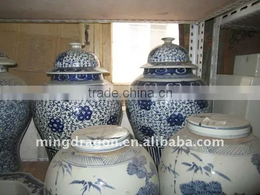 chinese golden genaral ceramic vase(with lids)