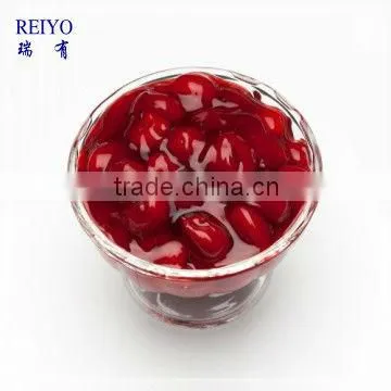 Canned fruits in plastic cups
