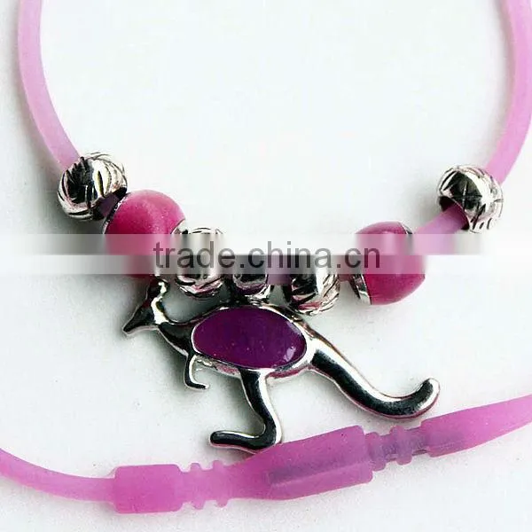 Moon Shaped Popular UV Active Silicone Necklace