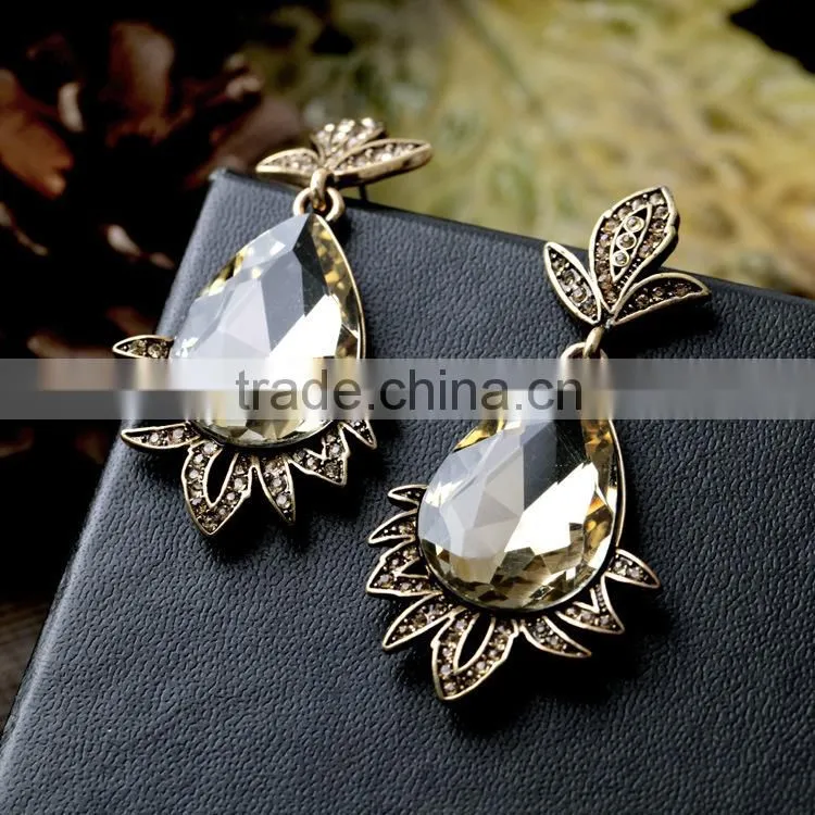 Waterdroplet mixcolor leaf shape vintage vintage earrings earrings