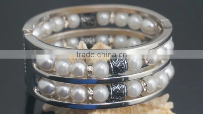 China wholesales price 2 layers imitation pearl bead chain bangles for ladies