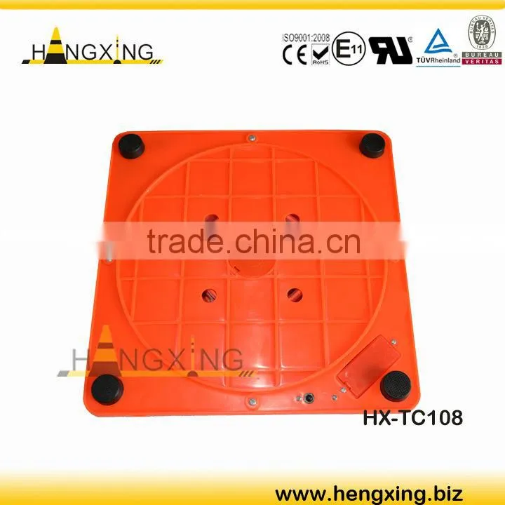 TC108 750mm Folding safety warning cone