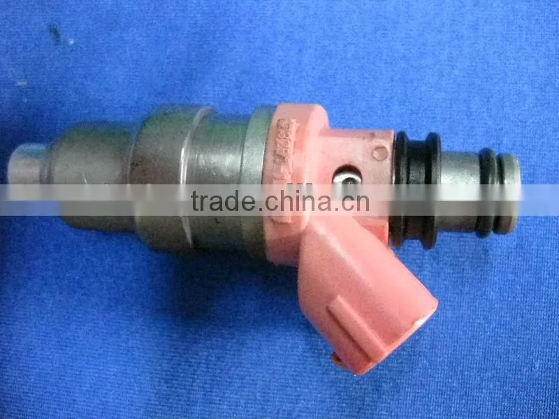 Fuel Injector OEM 23209 - 11050 for Toyota