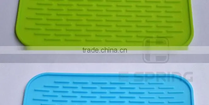 Heat Resistant Water Proof Non Slippery Silicone Dining Table Mat