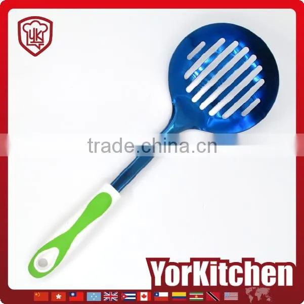Non-stick TPR handle 100% Food Grade titanize kitchen slotted skimmer