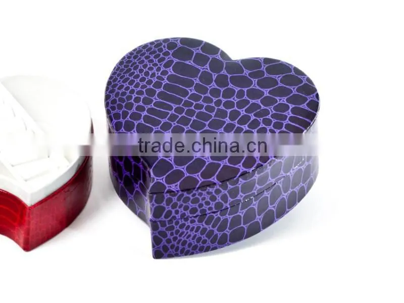 High quality heart shape paper jewelry gift box with velvet pad