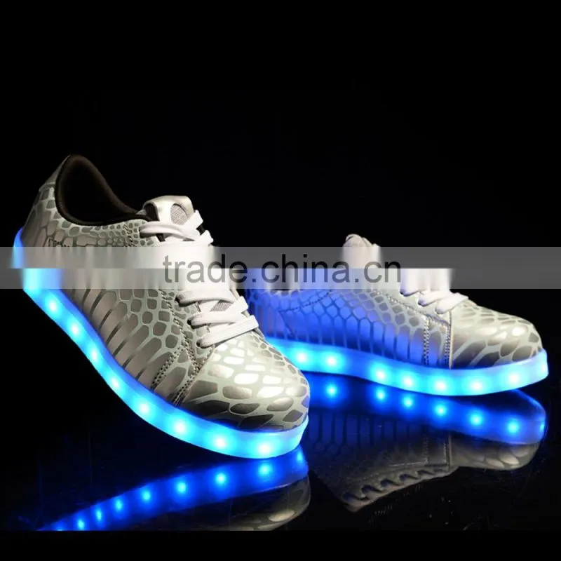 2016 Battery Operated LED Shoes Light Men Shoe LED Light Up Shoes