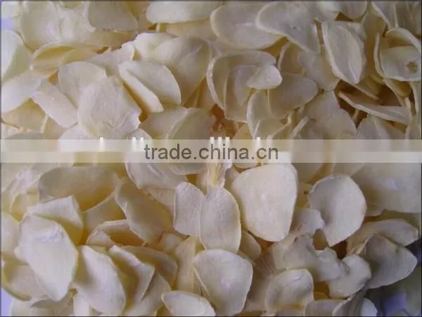 2016 new Chinese High Quality Dehydrated garlic flakes and sliced without root or with root